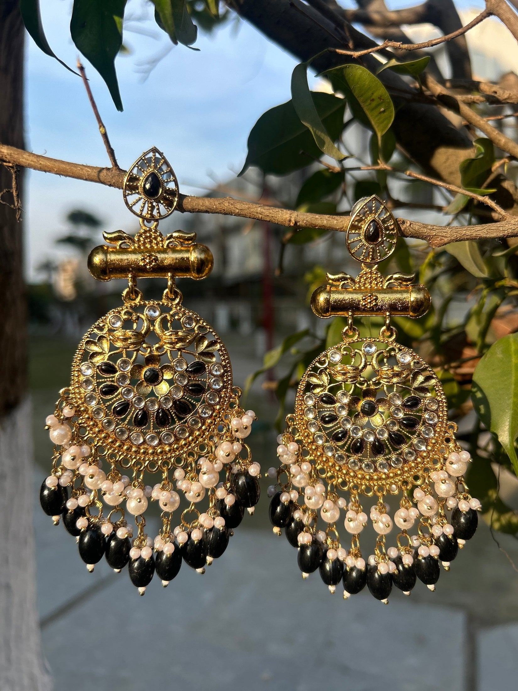 Anarkali Pearl Chandbali