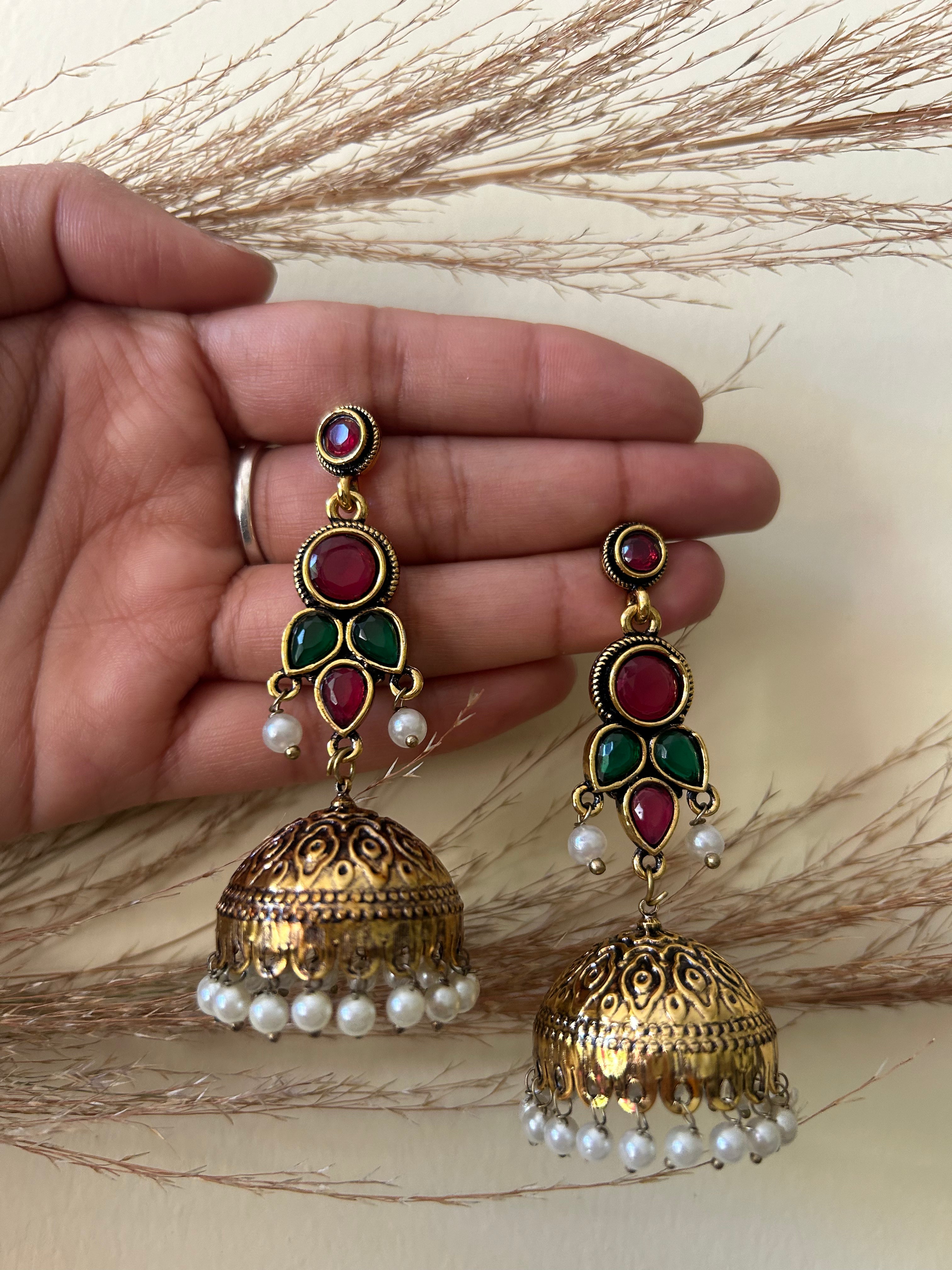 Meenakshi Jhumka